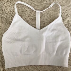 YogaLicious 2/for $16 rib seamless-Tea Time  Bra size L white and Blue